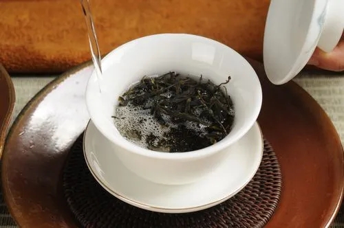 普洱茶怎么泡？原來熟茶和生茶泡法不一樣，浪費了多少茶葉