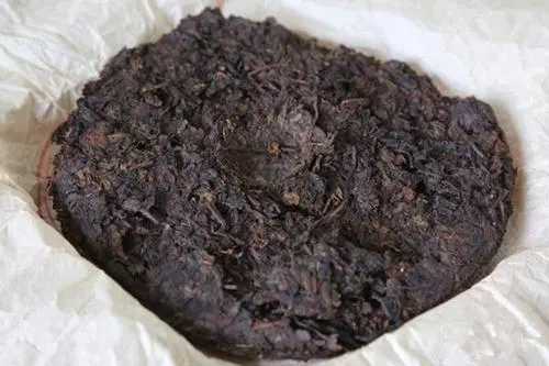 普洱熟茶茶湯中美麗的“金邊”從何而來？